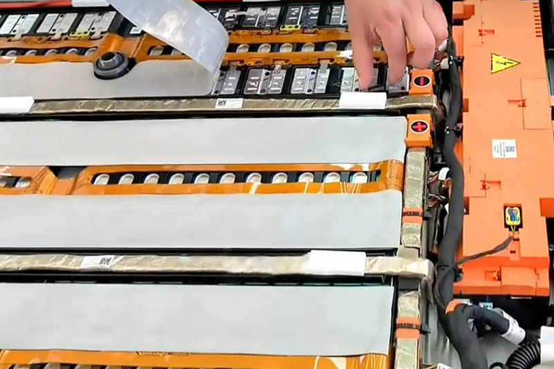 遏制熱失控：新能源汽車專用絕緣片